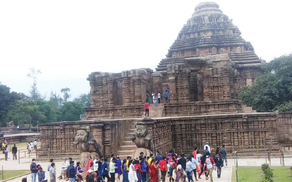  ସିଏଜି ରିପୋର୍ଟ: ସୂର୍ଯ୍ୟ ମନ୍ଦିରରେ ନାହିଁ ସୁବିଧା, ମିଳୁନି ସେବା