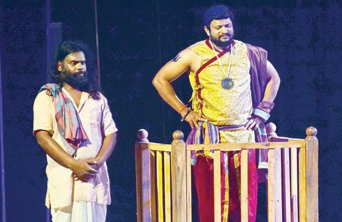  ଅଜିତ ନାଟ୍ୟ ମହୋତ୍ସବର ଦ୍ୱିତୀୟ ସନ୍ଧ୍ୟା: ଠିକ୍‌ ଭୁଲ୍‌ର ବିଚାର କଲା ‘ଧର୍ମାବତାର’