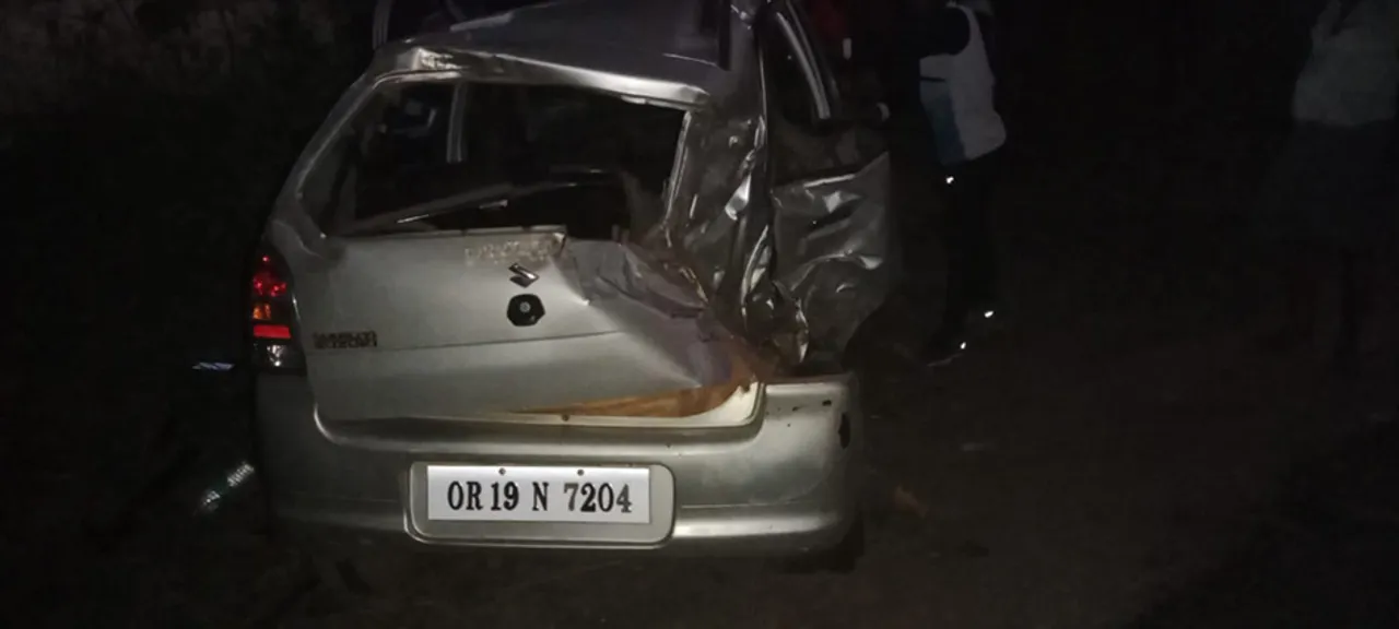  ତେଲକୋଇ: କାର ଓଲଟି ୩ ଗୁରୁତର