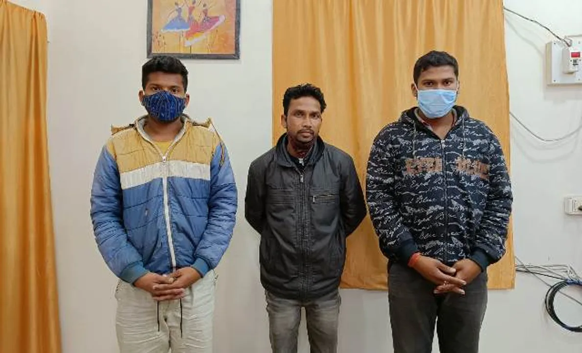  ବାଇକ୍‌ ଚୋରି ଗ୍ୟାଙ୍ଗର ପର୍ଦ୍ଦାଫାସ କଲା ସମ୍ବଲପୁର ପୁଲିସ୍‌; ୧୦ ବାଇକ୍‌ ଜବତ, ୩ ଗିରଫ