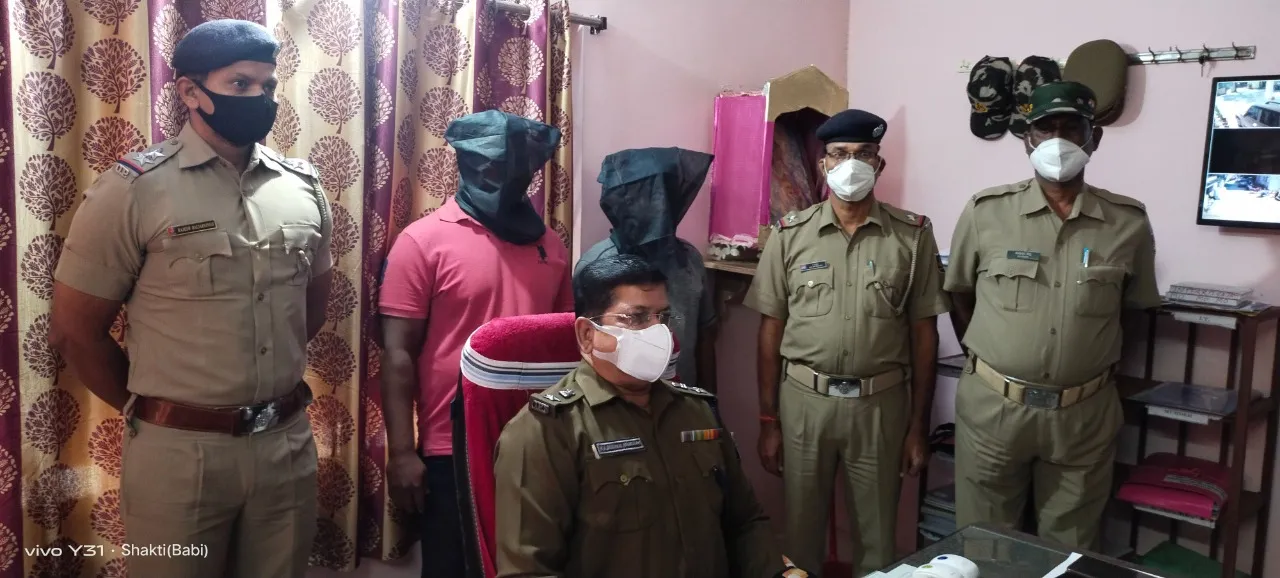  ୨ ଲୁଟେରା ଗିରଫ, ୬୩ ମୋବାଇଲ୍‌ ଫୋନ୍‌ ଜବତ