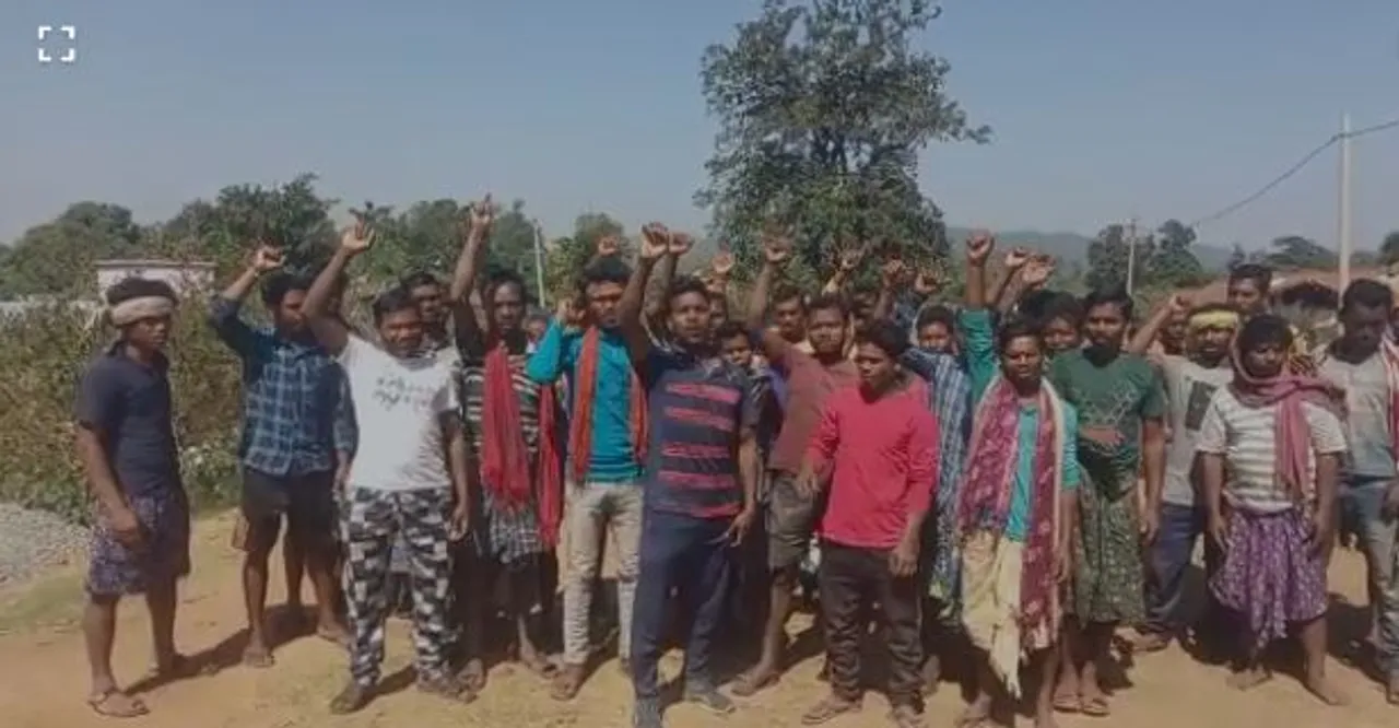  ବିକାଶ ନାହିଁ ତ ଭୋଟ ନାହିଁ !  ଭୋଟ ପାଇଁ ସାଢ଼େ ୫ ଘଣ୍ଟା ନାକେଦମ ହେଲା ପ୍ରଶାସନ 