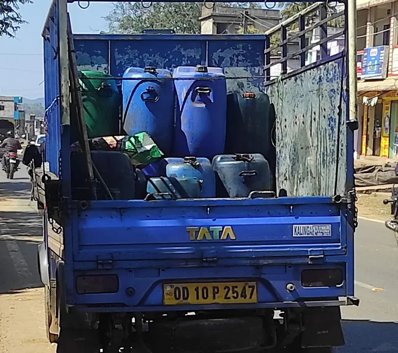 କୁଆଡେ ଯାଉଛି ପୋଡା ମୋବିଲ୍‌ ? ନକଲି ଇଞ୍ଜିନ୍‌ ଅଏଲ ଉତ୍ପାଦନ ଆଶଙ୍କା ! 