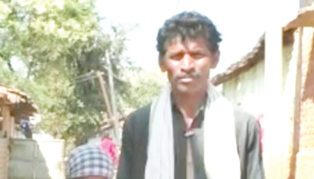  ଭୋଟ ପାଇଁ କଙ୍ଗାରୁକୋର୍ଟ: ଗାଁରୁ ବିତାଡ଼ିତ ହେଲେ ଦଳିତ ପରିବାର