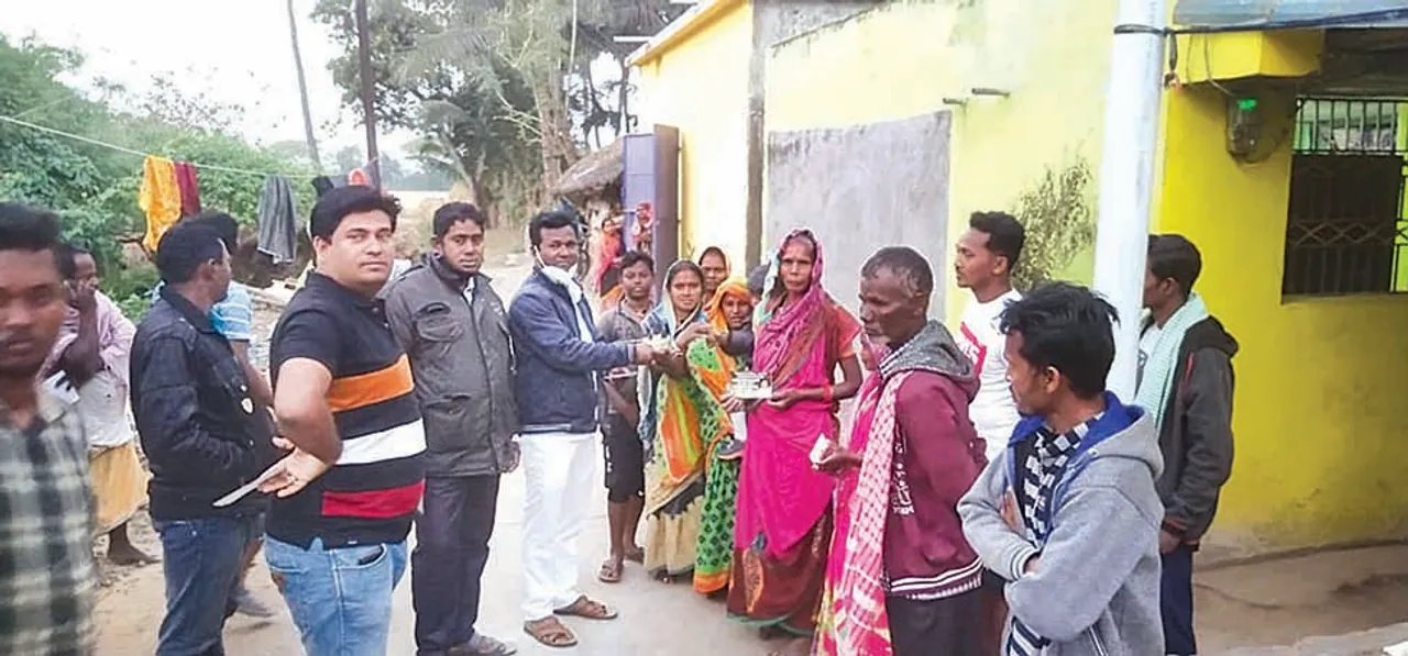  ‌‌ମୋତେ ଭୋଟ୍‌ ଦିଅ, ମୁଁ ସେବା କରିବି: ହିସାବ ମାଗୁଛନ୍ତି ଜନତା