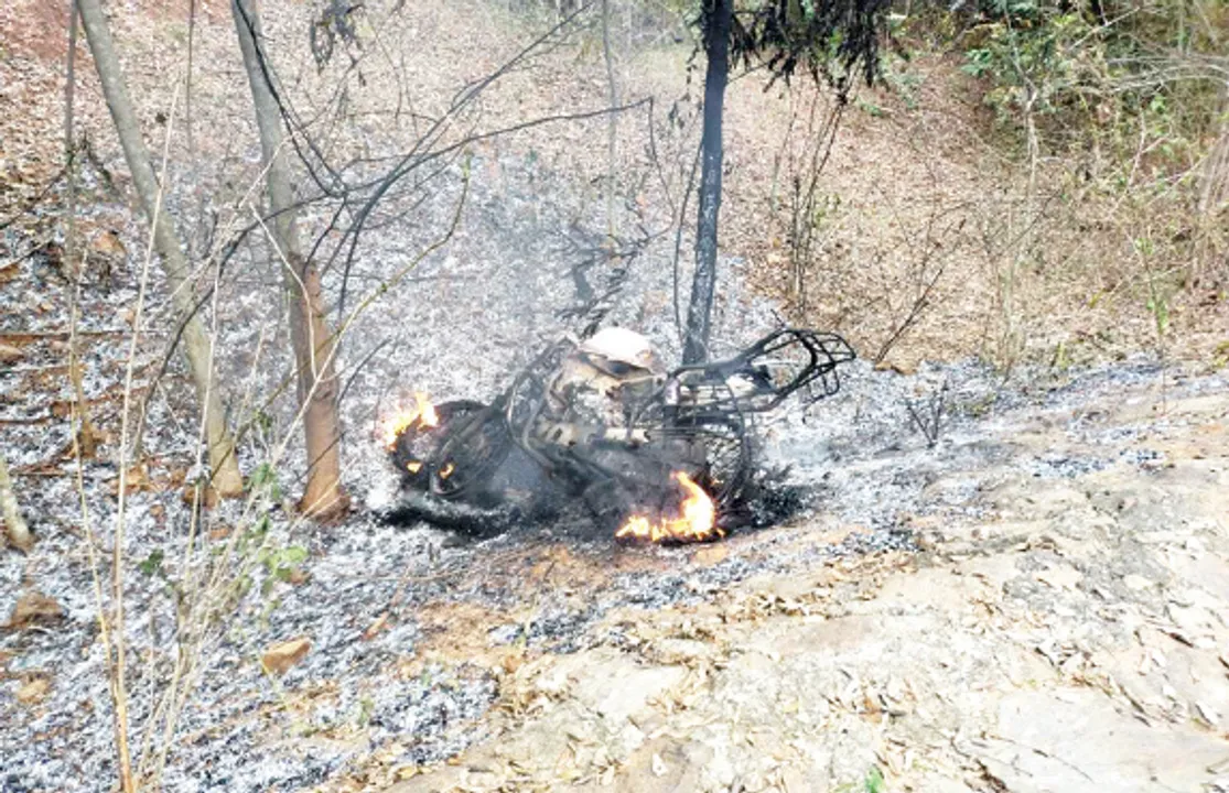  ବିଜେଡି-ବିଜେପି କର୍ମୀ ହାତାହାତି, ପଥର ମାଡ଼ରେ ୬ ଆହତ, ଦୁଇ ବାଇକ୍‌ ପୋଡ଼ି