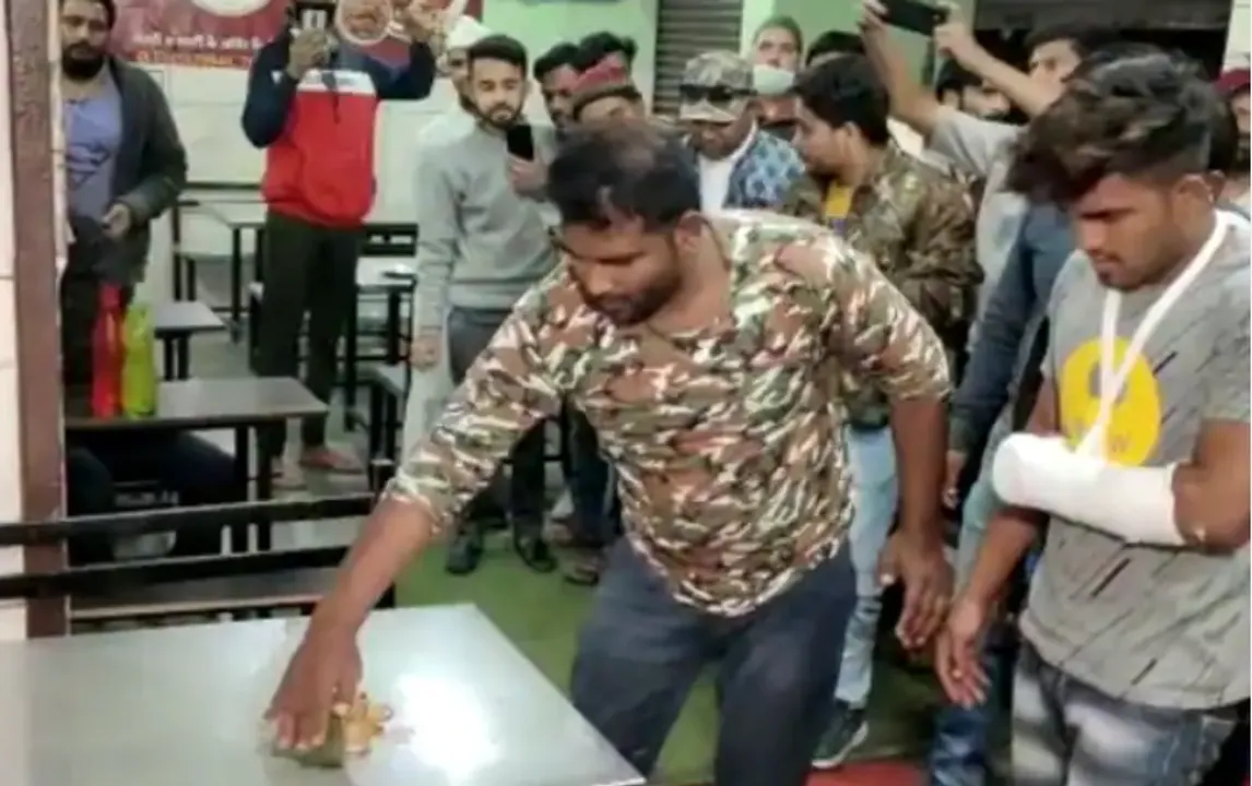  photo-abpnews 
