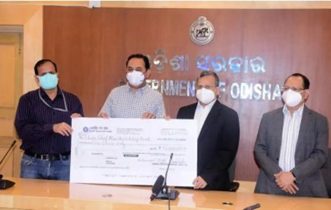  ମୁଖ୍ୟମନ୍ତ୍ରୀଙ୍କ ରିଲିଫ୍‌ ପାଣ୍ଠିକୁ ୫ କୋଟି ଟଙ୍କା ପ୍ରଦାନ କଲା ରାଜ୍ୟ ପାନୀୟ ନିଗମ