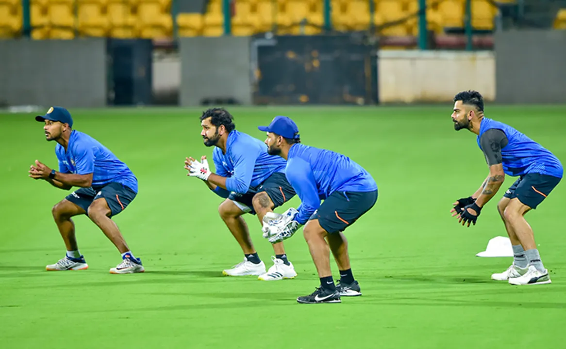  Bengaluru: Indian Cricketers at a slip catching practice during a practice session ahead of the 2nd cricket test match between India and Sri Lanka, in Bengaluru, Thursday, March 10, 2022. (PTI Photo/Shailendra Bhojak)(PTI03_10_2022_000361B) 