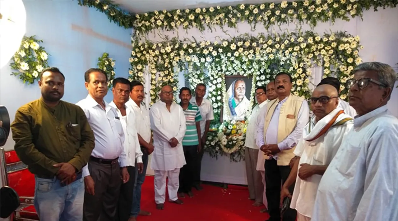  ମା’ର ପଣତ ଛୁଆଙ୍କୁ ଅଭୟ ଦିଏ: ଆଇଏଏସ୍‌ ବିଷ୍ଣୁପଦ