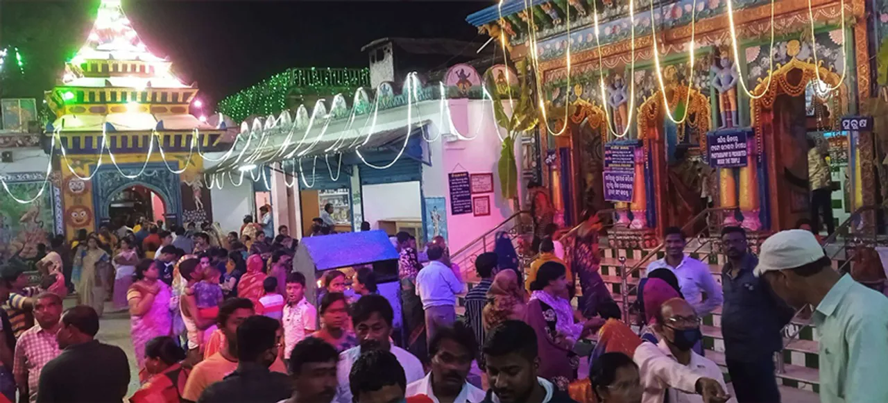  ରେମୁଣା ଗୋପୀନାଥ ଜିଉ ମନ୍ଦିରରେ ଶ୍ରଦ୍ଧାଳୁଙ୍କ ଭିଡ଼