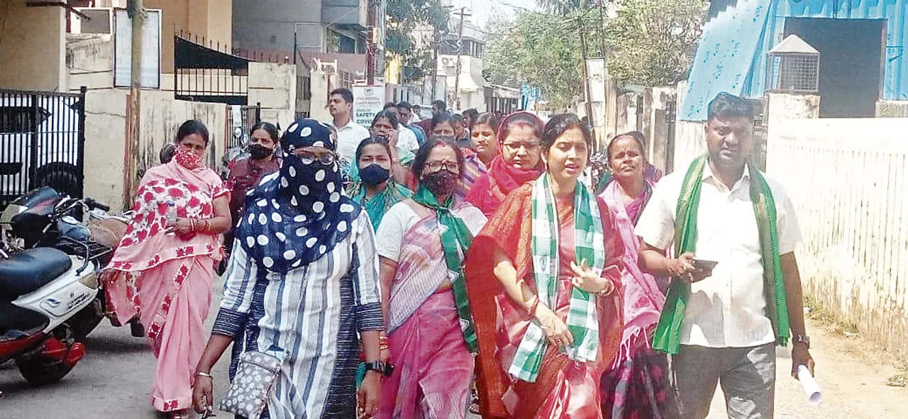 ଭୁବନେଶ୍ବର: ୱାର୍ଡ ନମ୍ବର ୩୩ର ବିକାଶ ପାଇଁ ଏକତାର ଆହ୍ବାନ ଦେଲେ ସୁଲଗ୍ନା