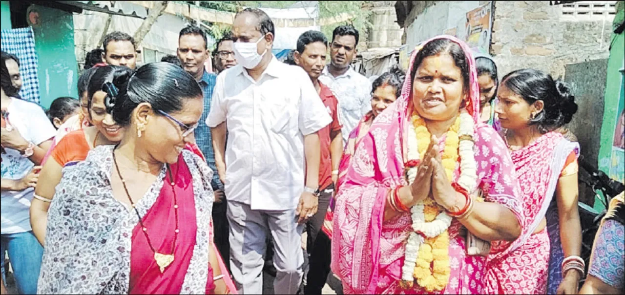  ଭୁବନେଶ୍ବର ୱାର୍ଡ ନଂ. ୩୫: ବିଧାୟକଙ୍କ ସହ ପଦଯାତ୍ରାରେ ରଞ୍ଜୁଲତା