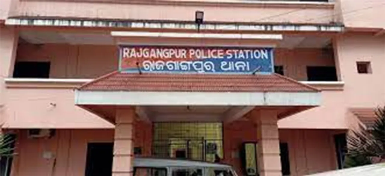  ପେଟ୍ରୋଲ ପମ୍ପ ଡକାୟତି ଯୋଜନା ପଣ୍ଡ : ୨ ଗିରଫ