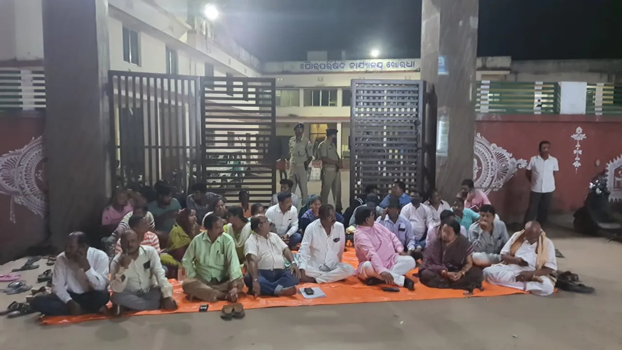  ବିଜେଡି ପ୍ରାର୍ଥୀଙ୍କ ତିନି ସନ୍ତାନ ଥିବା ଅଭିଯୋଗ କରି ବିଜେପିର ଧାରଣା  