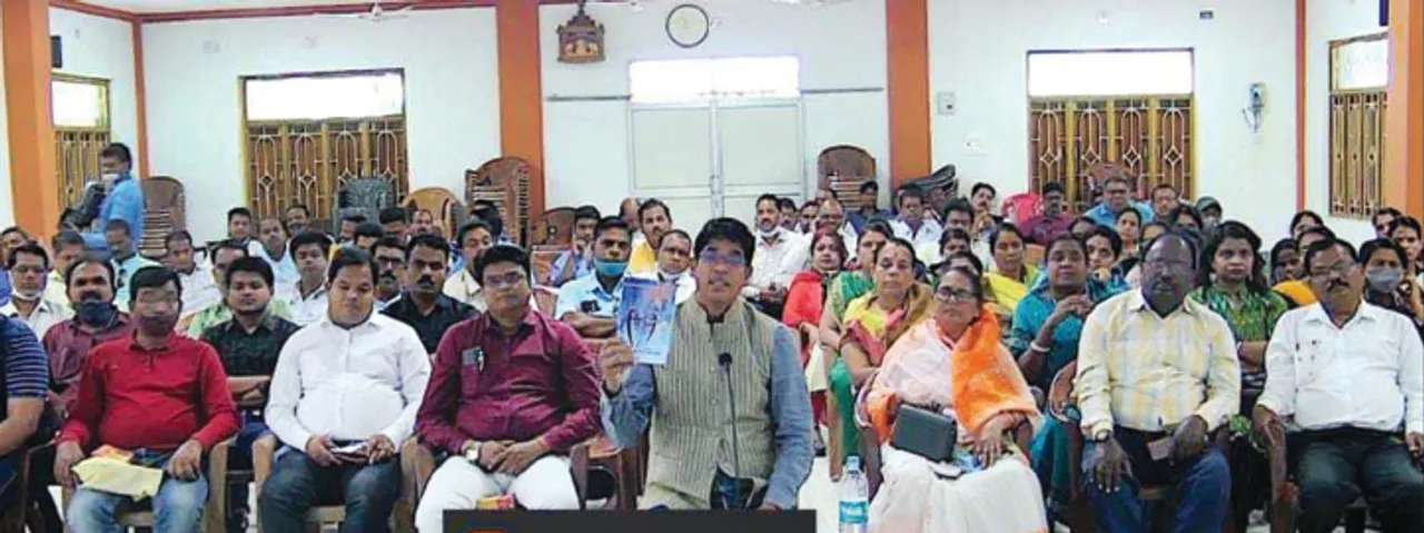  ‘ଚିନ୍ତାନାୟକଙ୍କ ସୃଜନଶୀଳତା ସମାଜକୁ ବଦଳାଇଦିଏ’