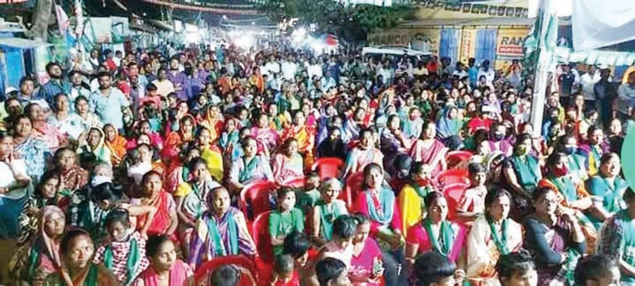  ଭୁବନେଶ୍ବର ମହାନଗର ନିଗମ ନିର୍ବାଚନ: କିଏ ହାତେଇବ ମହିଳାଙ୍କ ଭୋଟ୍‌?