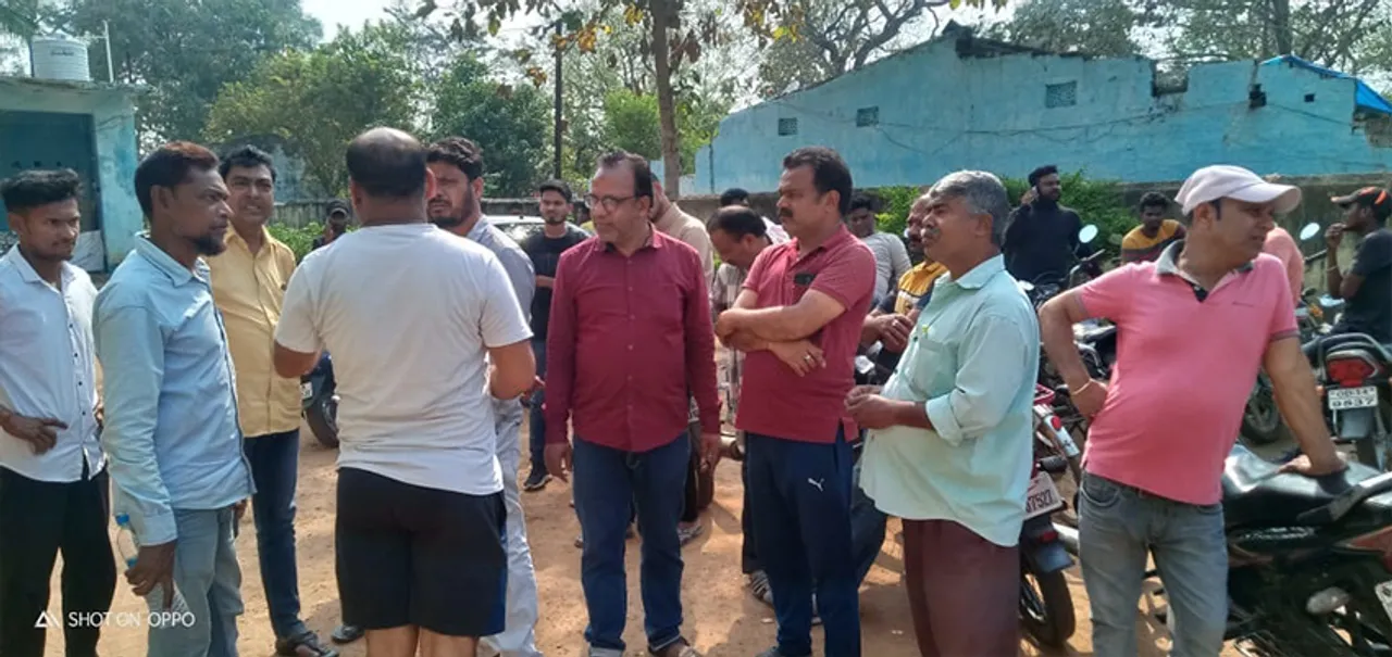  ବିଜୁଳି ଉପଭୋକ୍ତାଙ୍କୁ କନିଷ୍ଠ ଯନ୍ତ୍ରୀଙ୍କ ମାଡରୁ ଉତ୍ତେଜନା