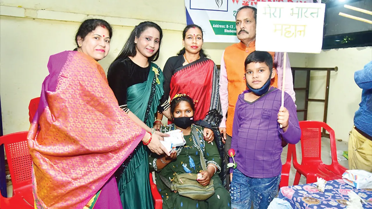 ନାରୀ ଦୁର୍ବଳା ନୁହେଁ ସବଳା