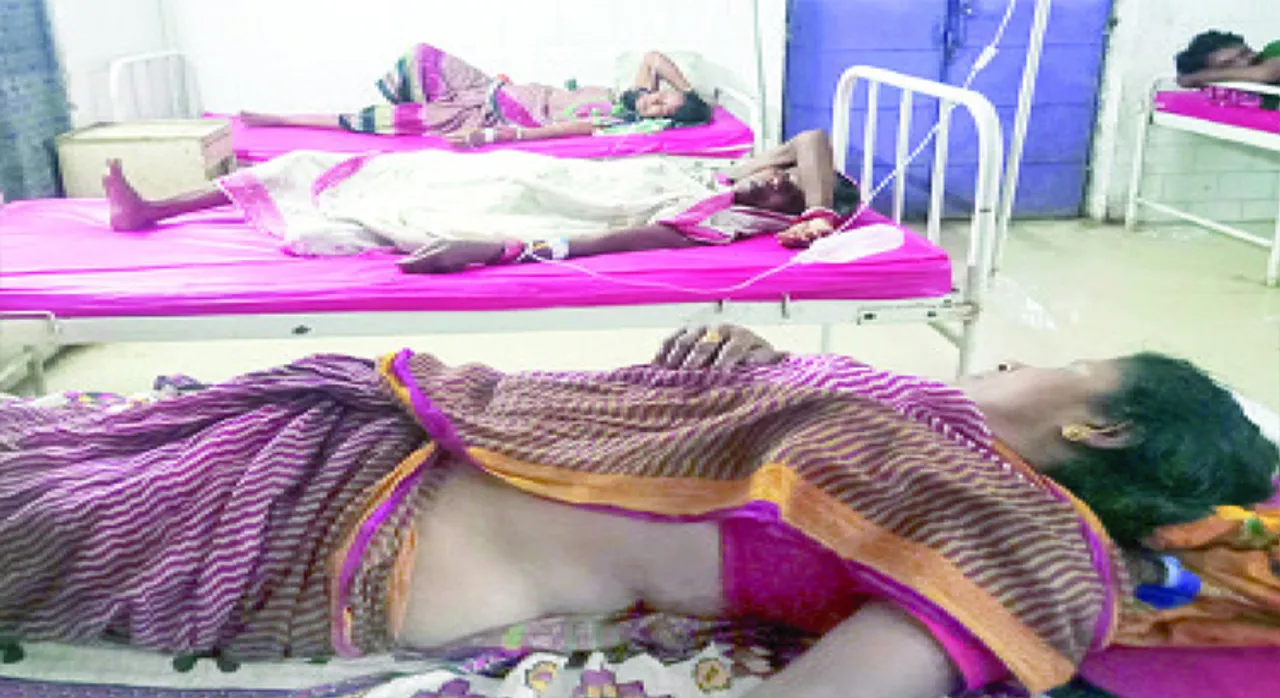  ବାସି ପଖାଳ ଖାଇ ୨୪ ଅସୁସ୍ଥ
