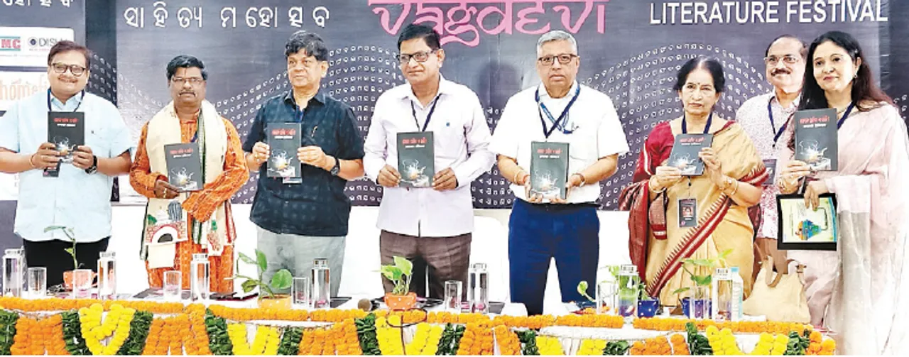  ପ୍ରକାଶକ, ଲେଖକ, ପାଠକଙ୍କ ତ୍ରିବେଣୀ ସଂଗମ ହେଲେ ସାହିତ୍ୟ ତିଷ୍ଠିବ: ସୌମ୍ୟରଂଜନ