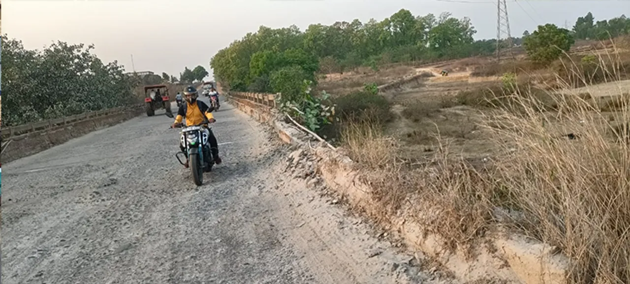  ୨ ବ୍ରିଜର ଗାର୍ଡୱାଲ ଭାଙ୍ଗିଲା: ବିପଦକୁ ନିମନ୍ତ୍ରଣ