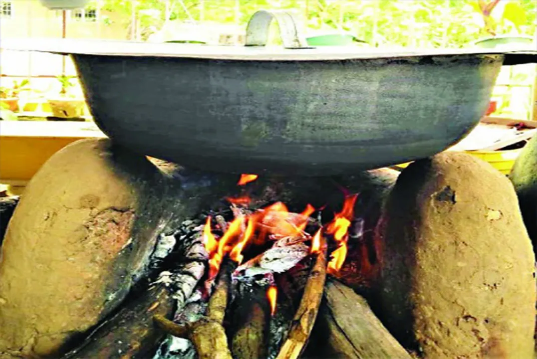  କାଠଚୁଲି ଭରସାରେ ୫୩୮ ସ୍କୁଲ,ମଧ୍ୟାହ୍ନ ଭୋଜନ ନାଁରେ ହରିଲୁଟ୍‌