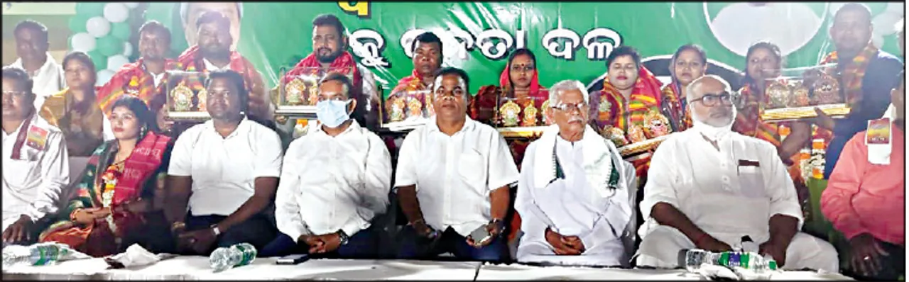  ବିଜେଡିରେ ମିଶିଲେ ସ୍ବାଧୀନ କର୍ପୋରେଟର୍‌