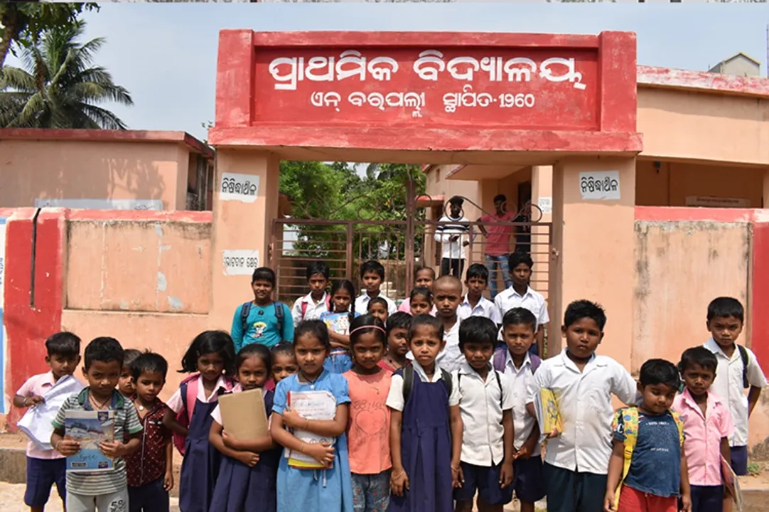  ଗଣଶିକ୍ଷା ବିଭାଗ ବଧିରା:  ୪୧ ପିଲାଙ୍କ ଭବିଷ୍ୟତ ଅନ୍ଧାର