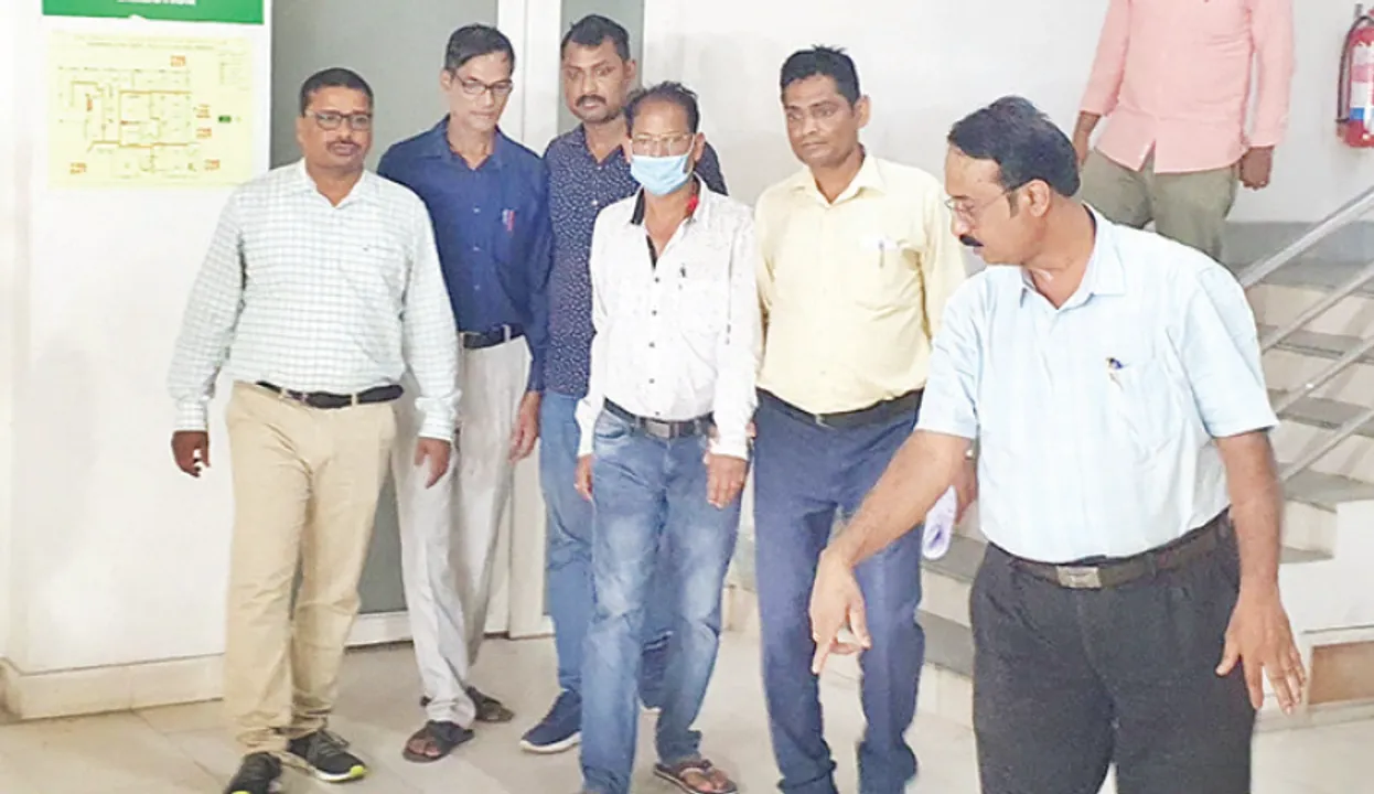  ଜେଲ୍‌ ଗଲେ କୁବେର ଯନ୍ତ୍ରୀ: ୫କୋଟିରୁ ଊର୍ଧ୍ବ ସମ୍ପତ୍ତି ଠାବ, ରିମାଣ୍ଡରେ ଆଣିବ ଭିଜିଲାନ୍ସ