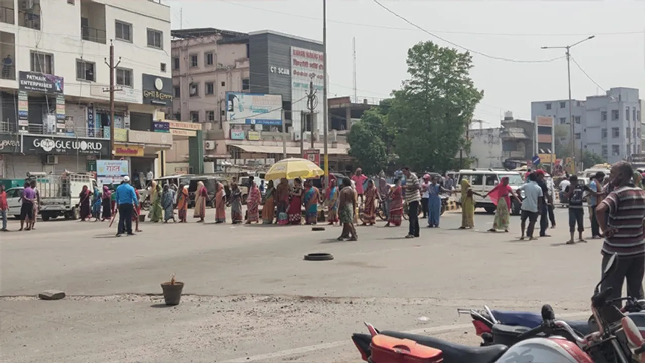  ଟ୍ରକ୍‌ ଧକ୍କାରେ ଯୁବକ ମୃତ: ୧୪ ଘଣ୍ଟା ରାସ୍ତା ଅବରୋଧ