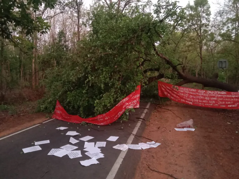  ଓଡ଼ିଶା-ଛତିଶଗଡ଼ ସୀମାରେ ମାଓ ପୋଷ୍ଟର:  ନୂଆ ପୁଲିସ କ୍ୟାମ୍ପକୁ ବିରୋଧ