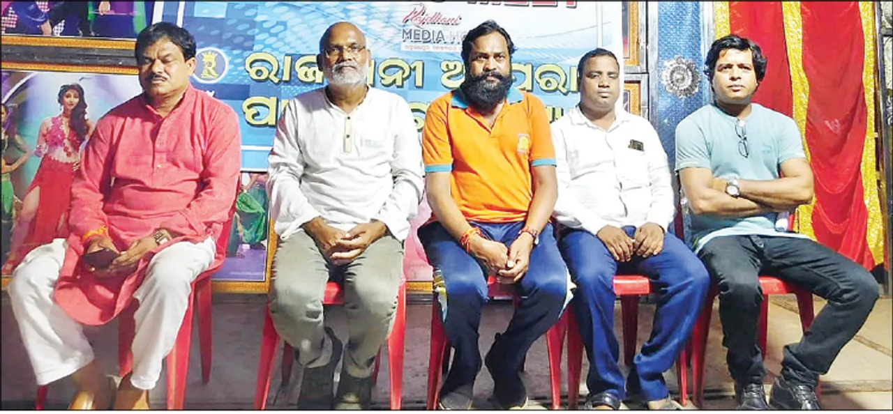  ନକଲି ରସିଦ୍‌ରେ ଲକ୍ଷାଧିକ ଟଙ୍କା ଆତ୍ମସାତ୍‌ ଅଭିଯୋଗ