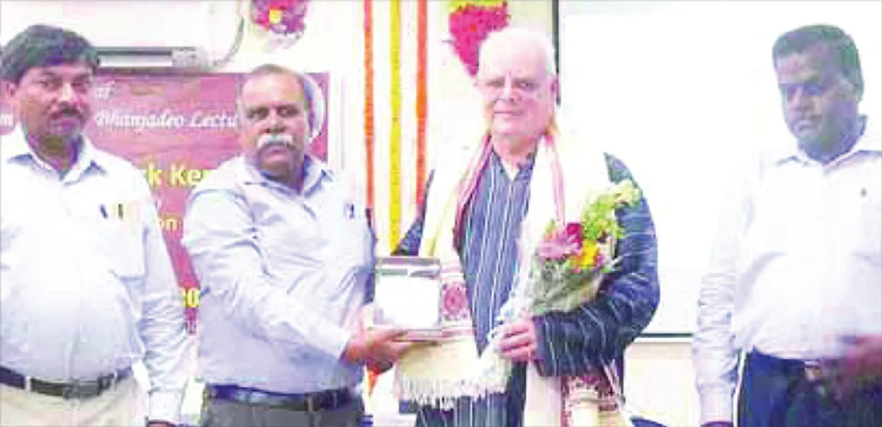  ମହାରାଜା ଶ୍ରୀରାମଚନ୍ଦ୍ର ଭଞ୍ଜଦେଓ ବକ୍ତୃତା: ସିନ୍ଧୁ ସଭ୍ୟତାର ବ୍ୟାଖ୍ୟା କଲେ ପ୍ରଫେସର ଜୋନାଥନ୍‌ ମାର୍କ କେନୋୟାର୍