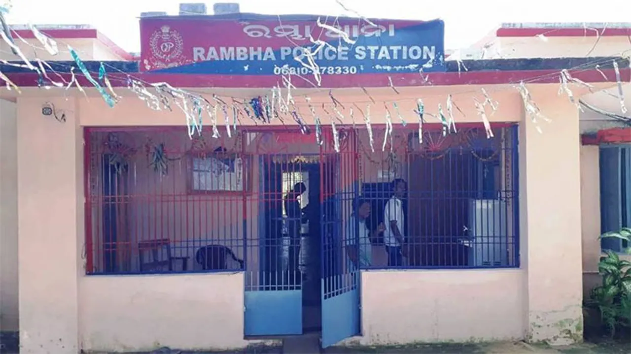  ଗୁଣିଗାରେଡି ସନ୍ଦେହ: ଦୁଇଜଣଙ୍କୁ ମାଡ଼ମାରି ଦାନ୍ତ ଭାଙ୍ଗିଦେଲେ