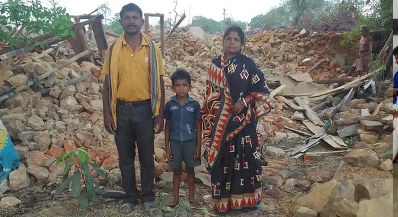  କ୍ଷତିପୂରଣ ନାହିଁ: ପ୍ରତିଶ୍ରୁତି ଦେଇ ଏନଟିପିସି ଭାଙ୍ଗିଦେଲା ଘର