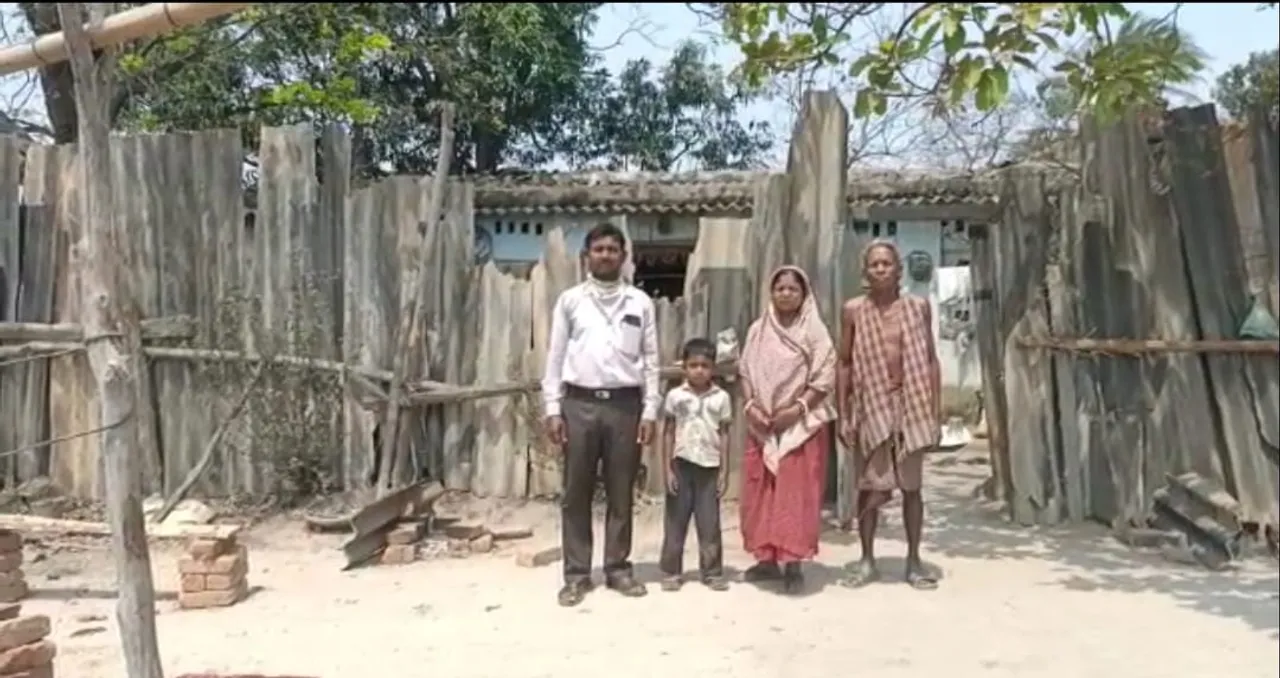  ଡୁଲିଙ୍ଗାର ଭୂମିହୀନ ଲଳିତଙ୍କୁ ଏନଟିପିସିର ନାଲିଆଖି; କ୍ଷତିପୂରଣ ନଦେଇ ଘରେ ଡୋଜର ମଡ଼ାଇବା ଧମକ