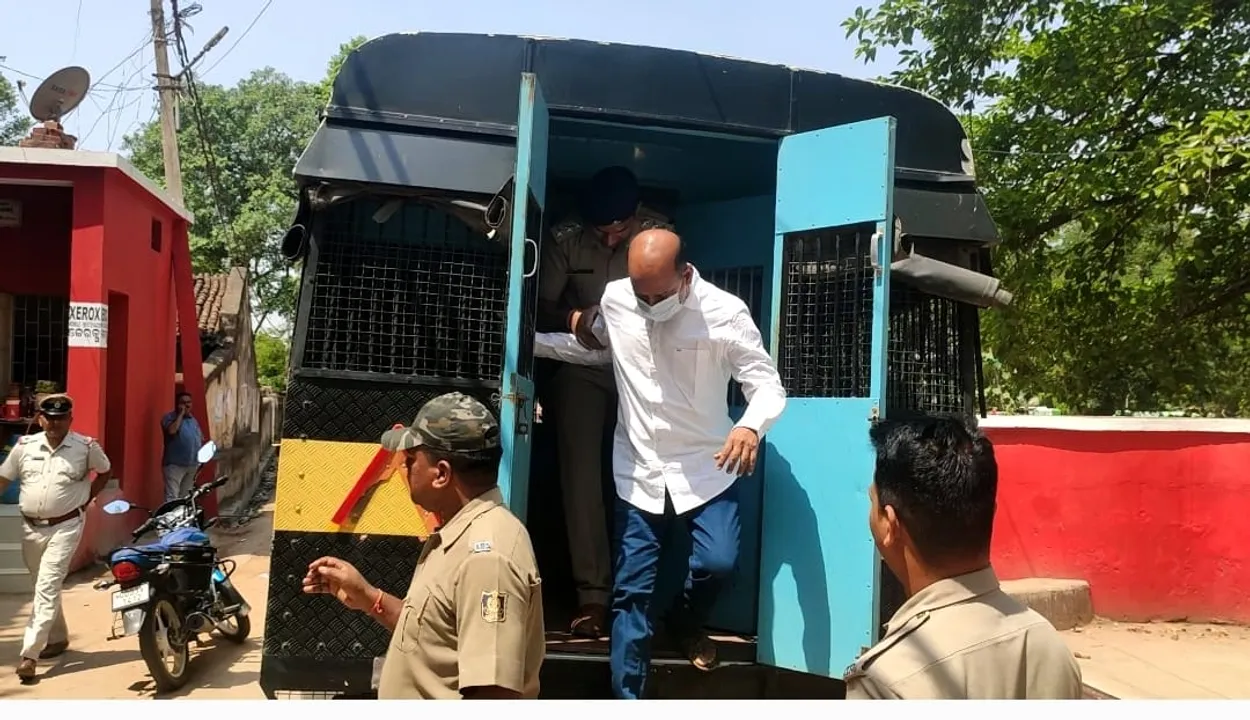 ମମିତା ମେହେର ହତ୍ୟା ଘଟଣା: କଣ୍ଟାବାଞ୍ଜି ଏଡିଜେ କୋର୍ଟରେ ହାଜର ହେଲେ ଗୋବିନ୍ଦ, ରାଧେ