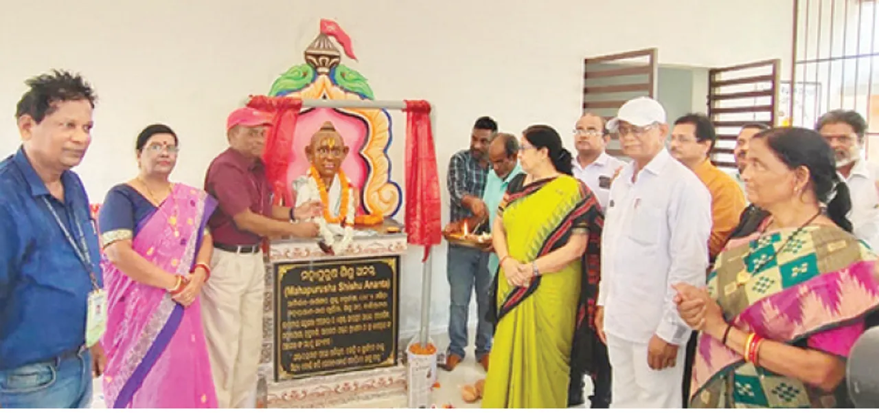 କଲେଜରେ ଶିଶୁ ଅନନ୍ତଙ୍କ ପ୍ରତିମୂର୍ତ୍ତି ପ୍ରତିଷ୍ଠା
