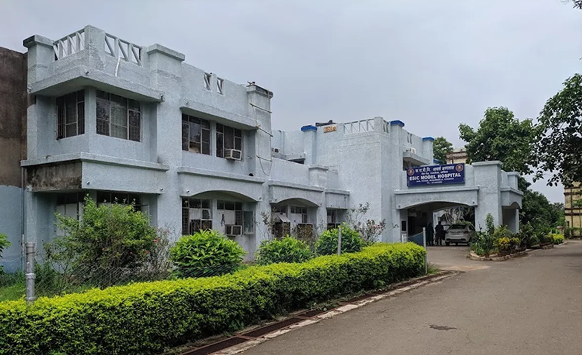  ଇଏସ୍‌ଆଇ ମଡେଲ ହସ୍ପିଟାଲ, ୧୦ ଡାକ୍ତରରେ ଚାଲିଛି ଚିକିତ୍ସା