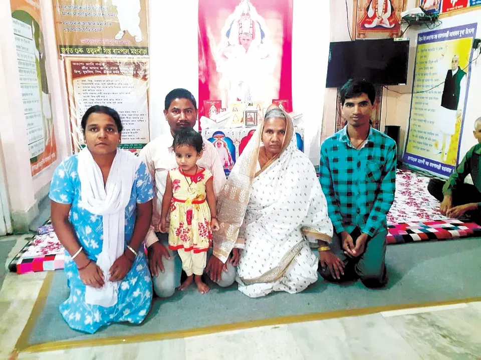  ସୋସିଆଲ୍‌ ମିଡ଼ିଆ ପ୍ରଭାବ: ଗୌହାଟିରେ ହଜିଲେ ମା’, ଖୋଜି ପାଇଲେ ପୁଅ