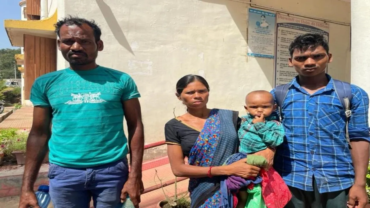  ଦ୍ବିତୀୟ ବିବାହ ନେଲା ଜୀବନ; ପ୍ରଜାକୋର୍ଟରେ ଜଣେ ଯୁବକ ଓ ସାଥୀଙ୍କୁ ହତ୍ୟା କଲେ ନକ୍ସଲ