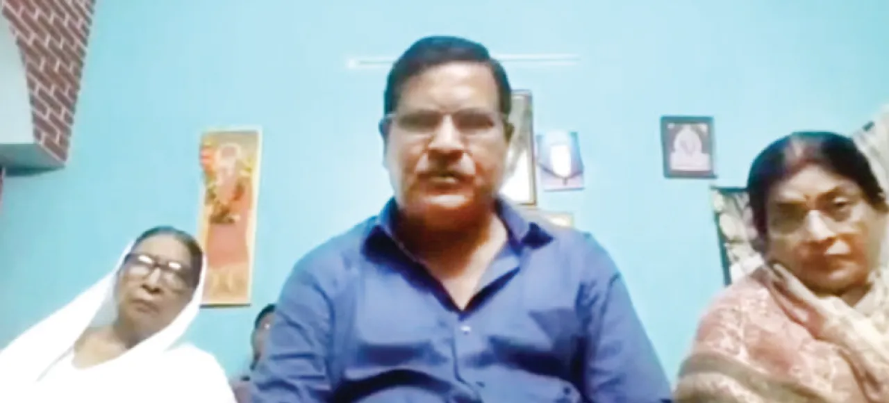  ପୁଅର ଶ୍ରାଦ୍ଧବାର୍ଷିକୀରେ ବଶା ପରିବାରର ମହତ୍‌ ସଂକଳ୍ପ: ୨ ମେଧାବୀ ଅଭାବୀ ଡାକ୍ତର ଛାତ୍ରୀଙ୍କ ପାଠପଢ଼ା ଖର୍ଚ୍ଚ ବହନ କଲେ