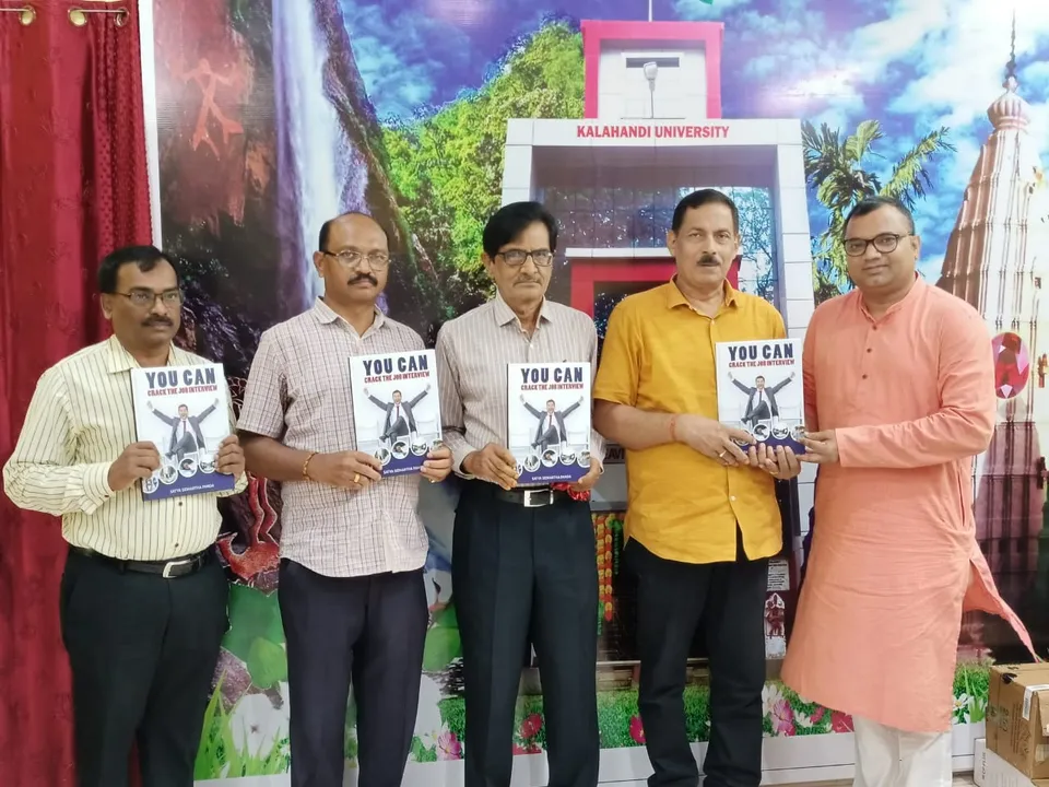  କଳାହାଣ୍ଡି ବିଶ୍ବବିଦ୍ୟାଳୟରେ ସତ୍ୟ ସିଦ୍ଧାର୍ଥ ପଣ୍ଡାଙ୍କ ପୁସ୍ତକ ଉନ୍ମୋଚିତ