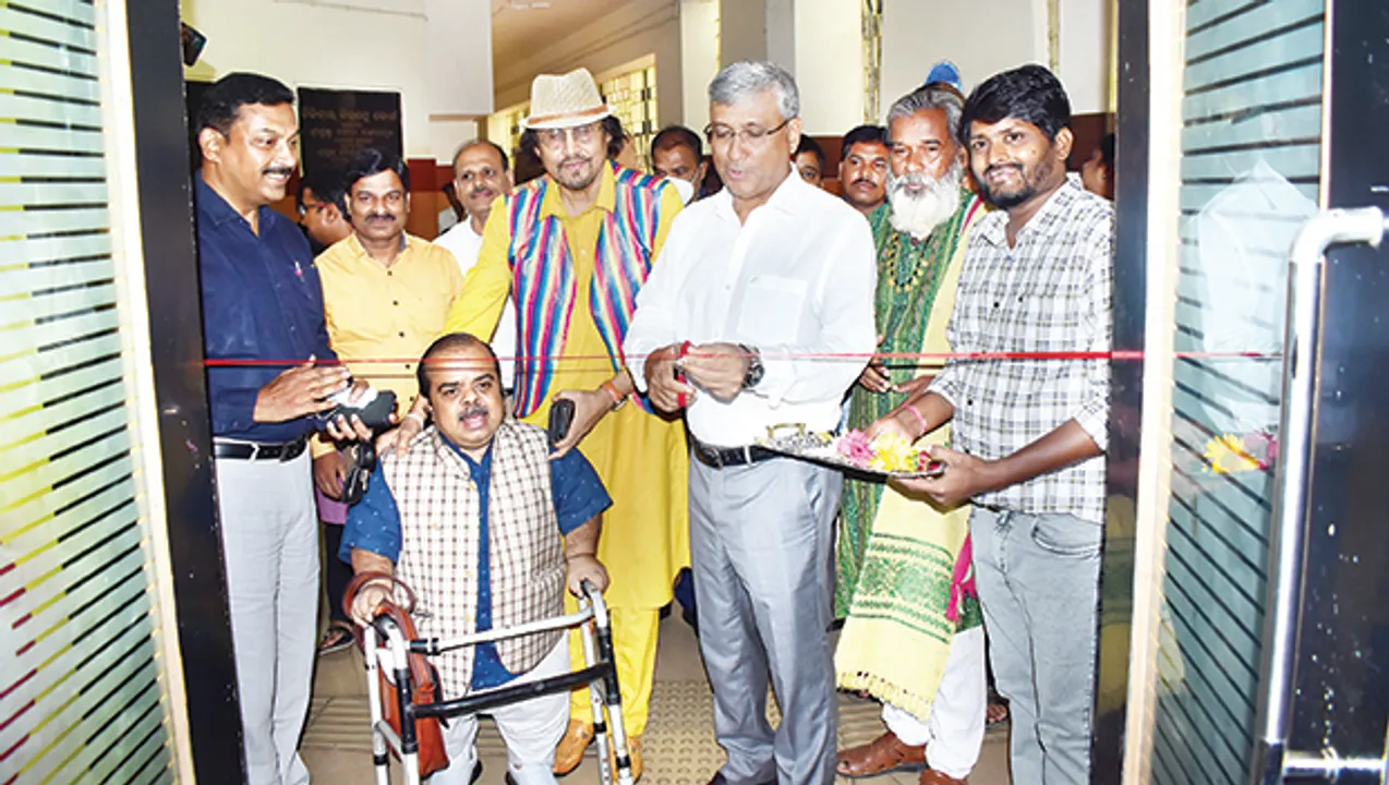  ବ୍ୟଙ୍ଗଚିତ୍ର ଦାୟିତ୍ବବୋଧ ଆଣେ: ଅସିତ ତ୍ରିପାଠୀ
