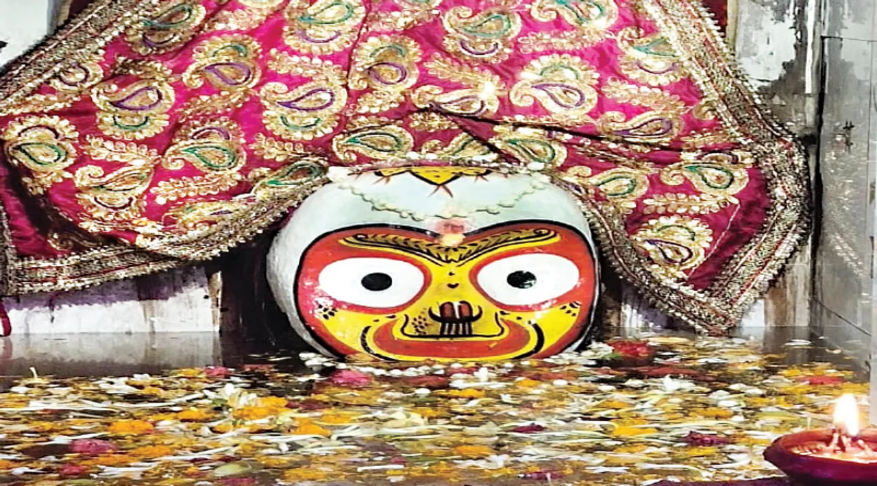  ଜୀବନ-ମନ୍ତ୍ର: ଅର୍ଦ୍ଧଶୋଷିଣୀଙ୍କ ଜଳାଭିଷେକ