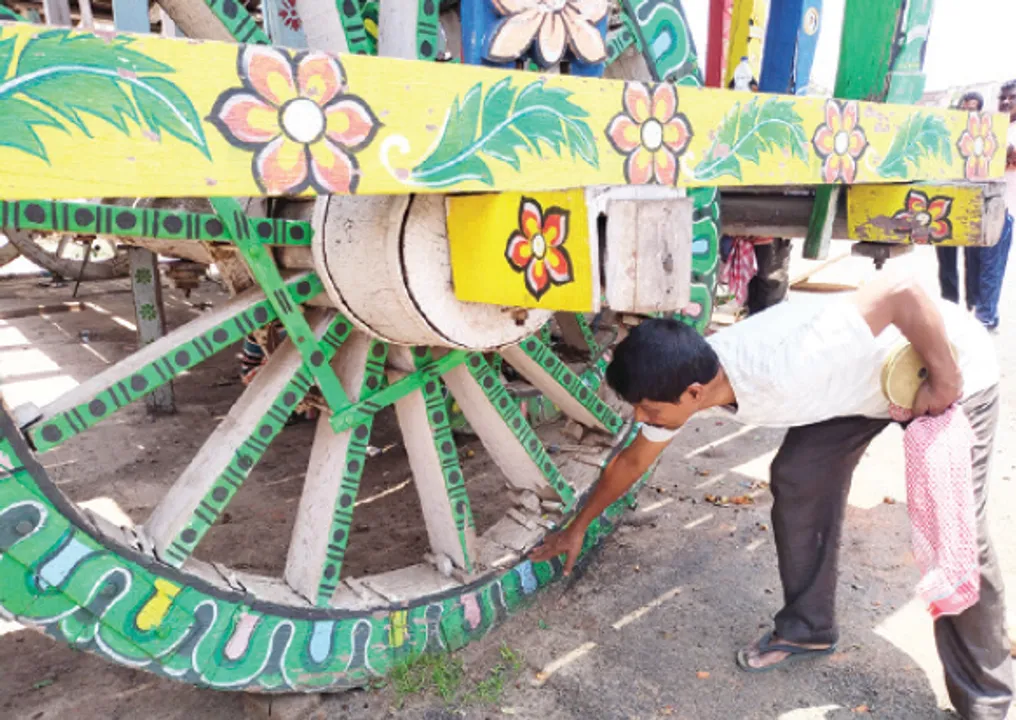  ବିଶ୍ୱର ସର୍ବବୃହତ୍‌ ରଥ ପାଇଁ କାଠ ନାହିଁ