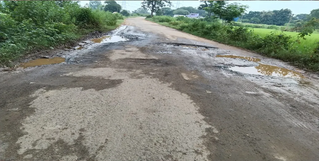  ଟେଣ୍ଡରରେ ସୀମିତ ମିଟ୍‌କୁନ୍ଦରୀ-ଖୁଣ୍ଟଗାଁ ରାସ୍ତା ମରାମତି