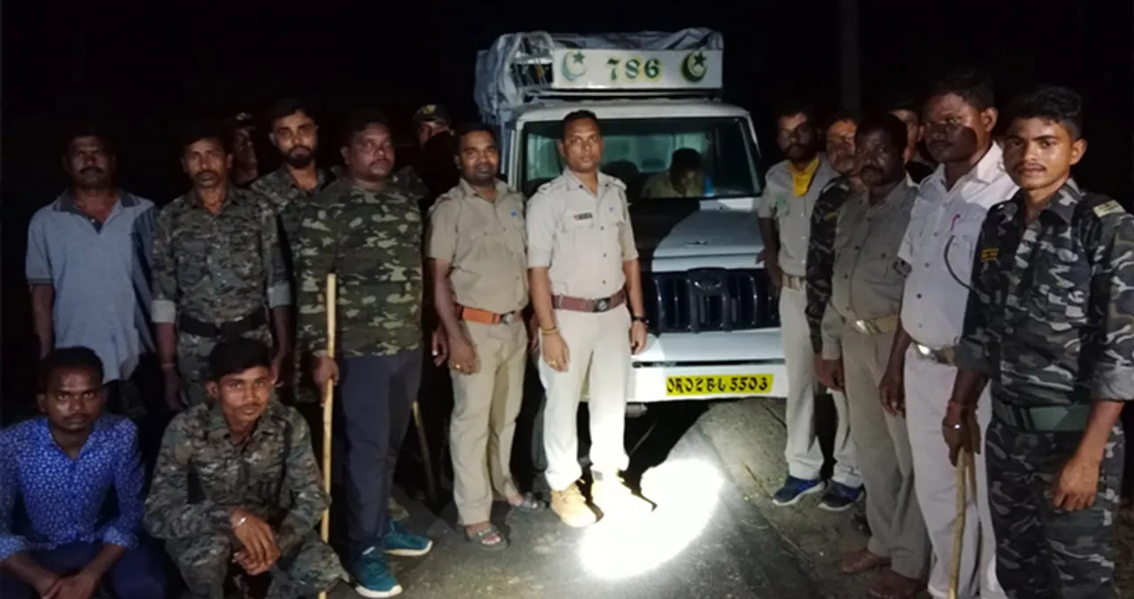  ୬ କୁଇଣ୍ଟାଲ ୯୦ କେଜି କେନ୍ଦୁପତ୍ର ଜବତ, ୨ ଫେରାର