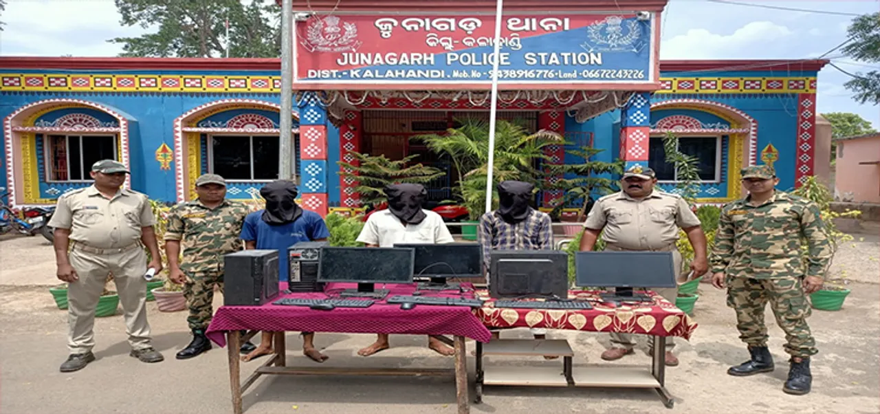  ସ୍କୁଲରୁ ଚୋରି କମ୍ପ୍ୟୁଟର ଉଦ୍ଧାର, ୩ ଗିରଫ